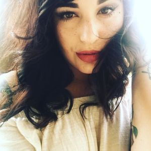 Meet your Posher, Alexis